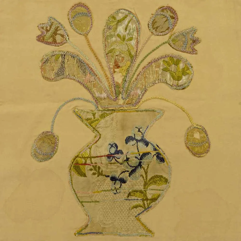 Antique Lyonnaise silk motif - Pattern 3