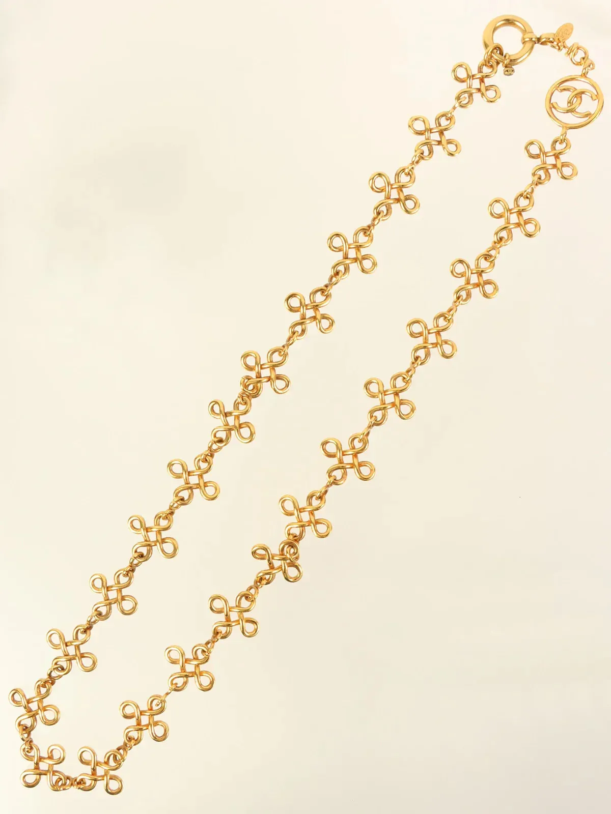 CHANEL 1993 Made Circle Cutout Cc Mark Design Chain Necklace Gold