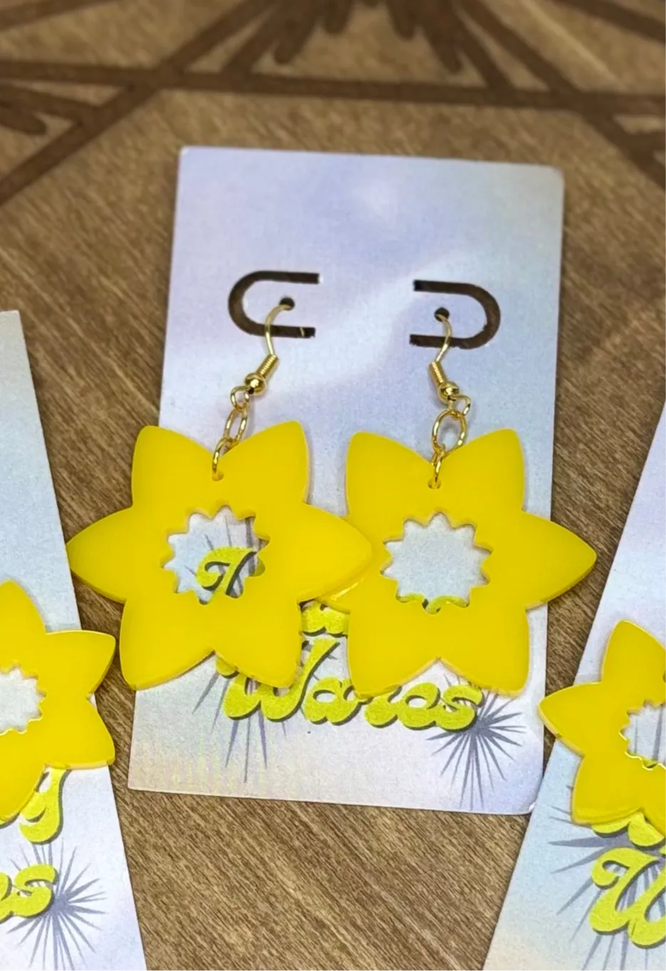 Daffodil Dangles - Acrylic Earrings