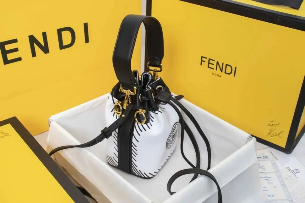 Fendi MON Tresor Leather Bucket Bag