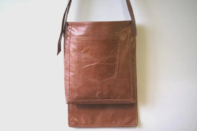 Satchel - antique tan